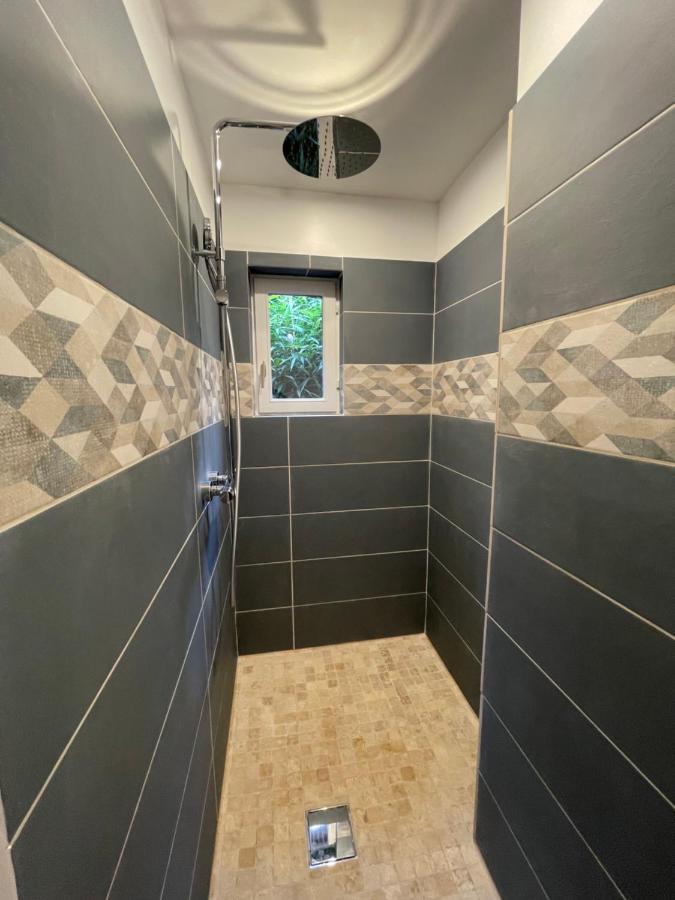 Le Bien-Venant Hotel Domvast Luaran gambar